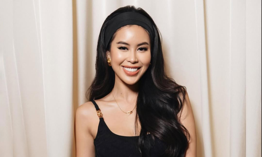 Phân tích bộ trang phục