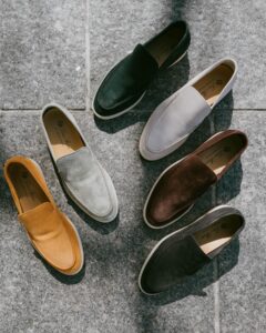 Sự im lặng trong xa hoa